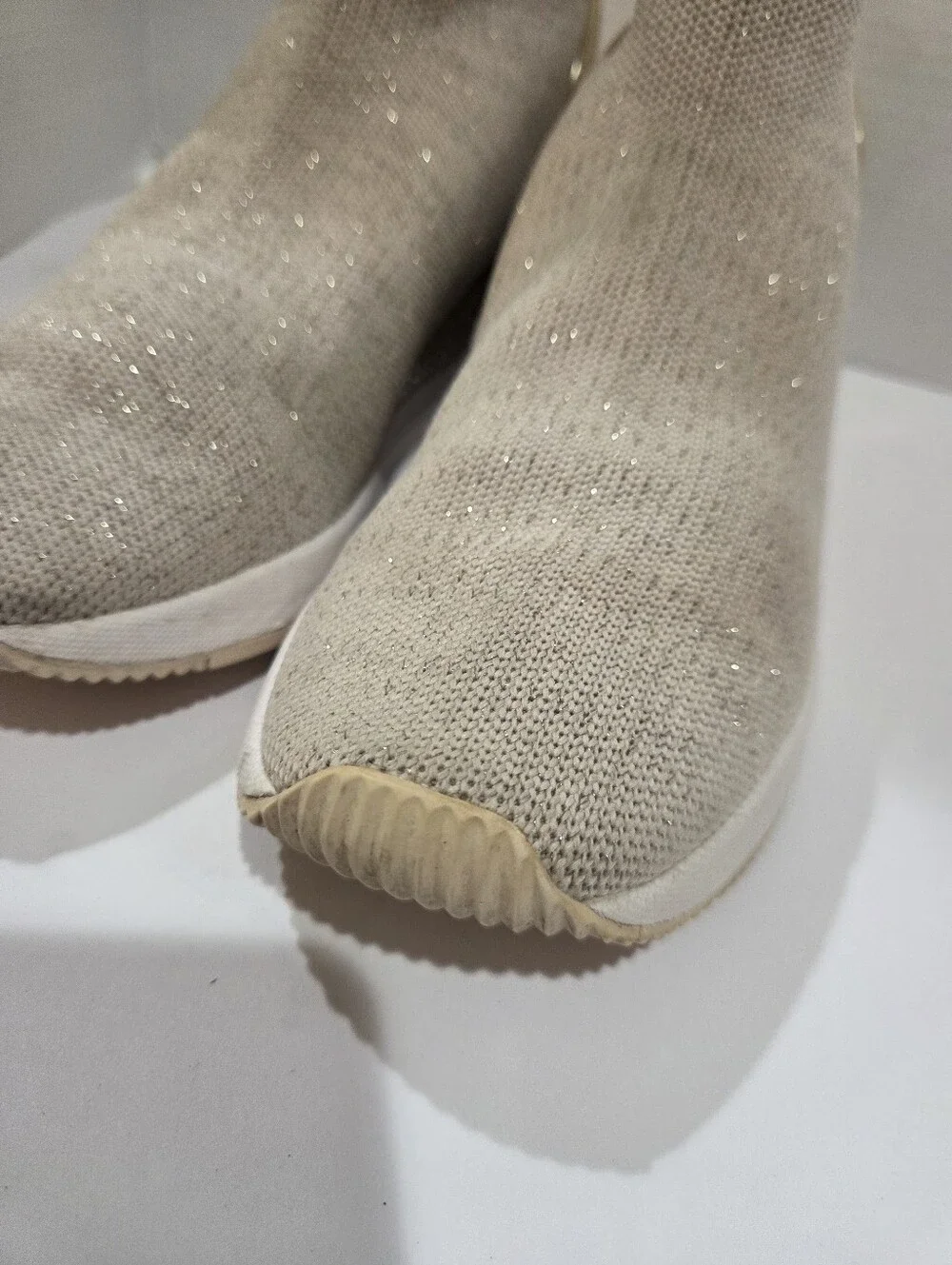 Michael Kors Cream Knit Slip-On Sneaker Boot with Gold Heel Size 8.
